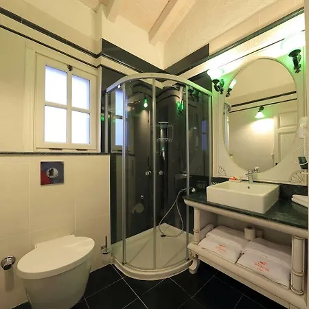 1850 Hotell 3*